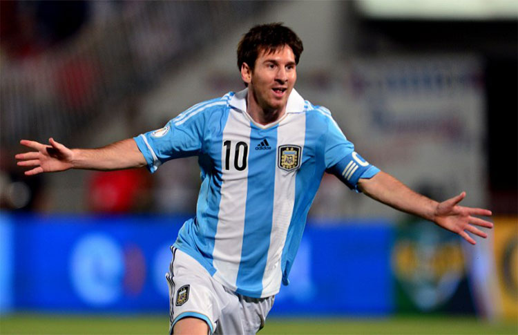 Messi no Brasil? Torcedores sonham com craque vestindo camisas de