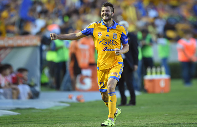 Gignac se torna o maior artilheiro europeu da história do