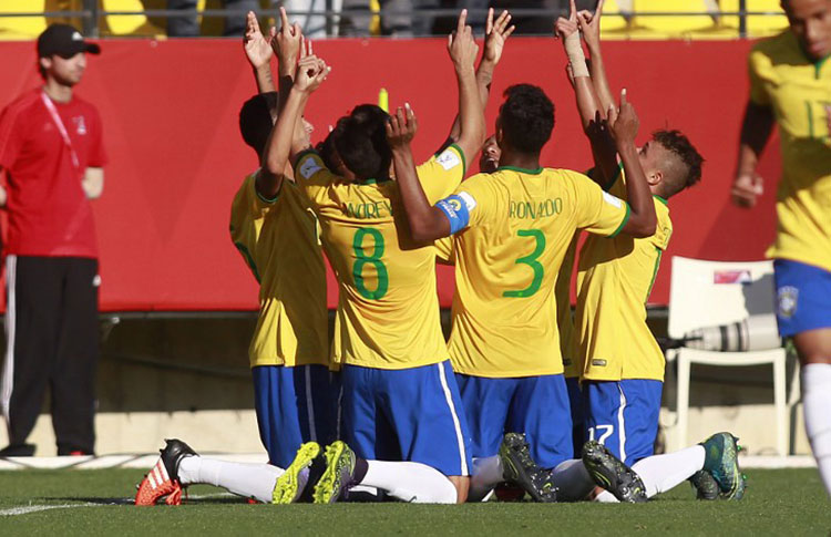 Brasil vence Inglaterra! Está nas oitavas do Mundial Sub-17!