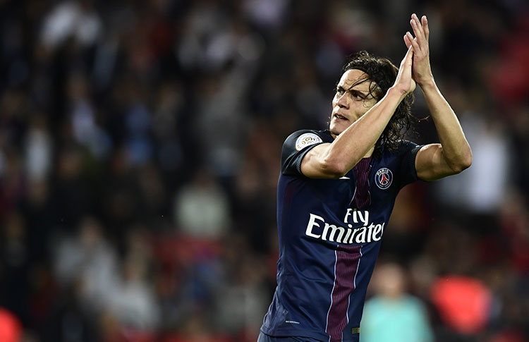 Cavani: 20 gols em 20 jogos - CONMEBOL