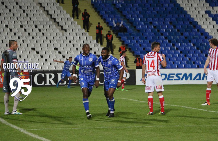 Argentina Gols de Garc a e Ayov na vit ria de Godoy Cruz CONMEBOL