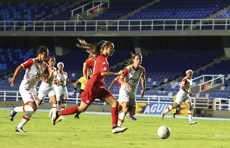 Intensos duelos en la ida de cuartos de final por la Liga Femenina ...