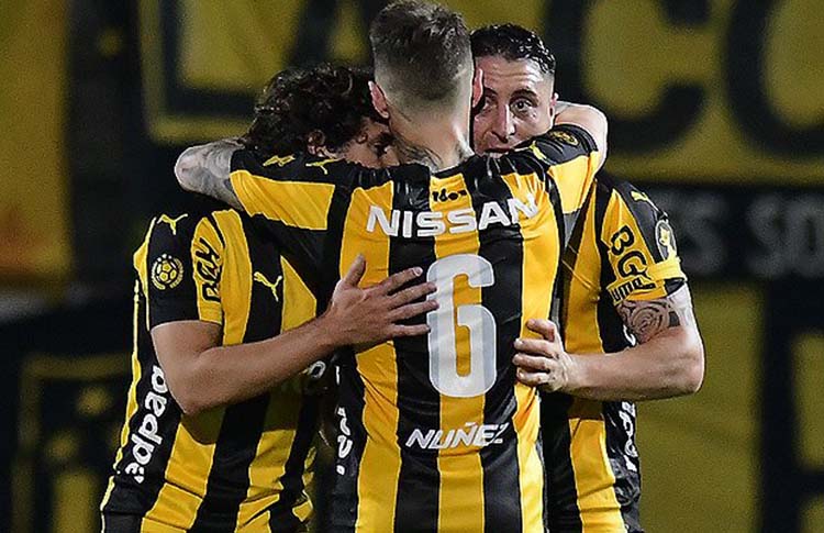 Peñarol se afirma en la cima del Torneo Clausura 2023 del fútbol femenino -  EL PAÍS Uruguay