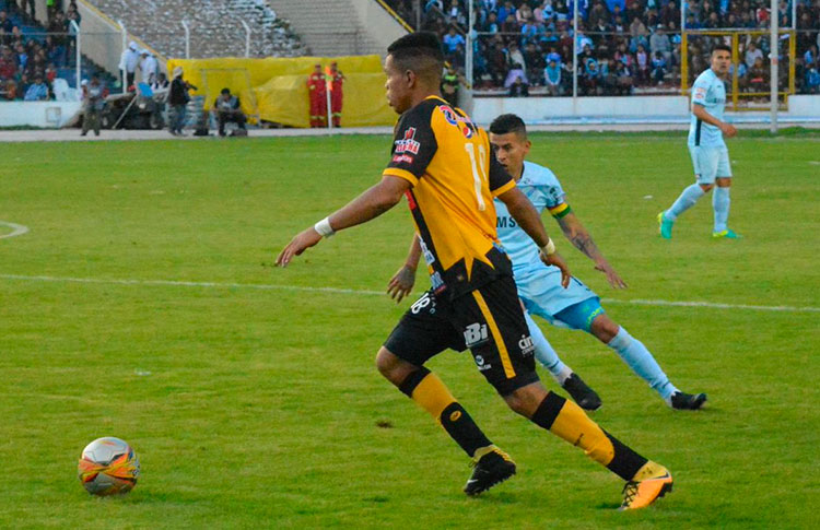 Bolívar se afirma no topo do futebol boliviano - CONMEBOL