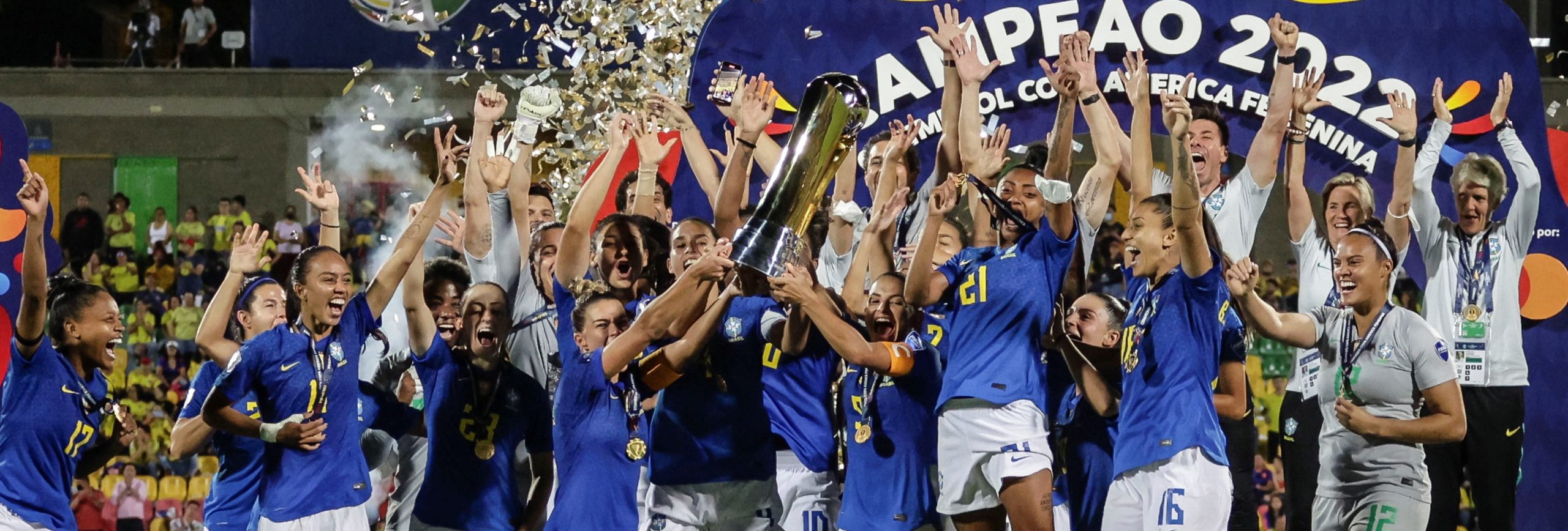 É octa! Com gol de Debinha, Brasil é campeão da Copa América