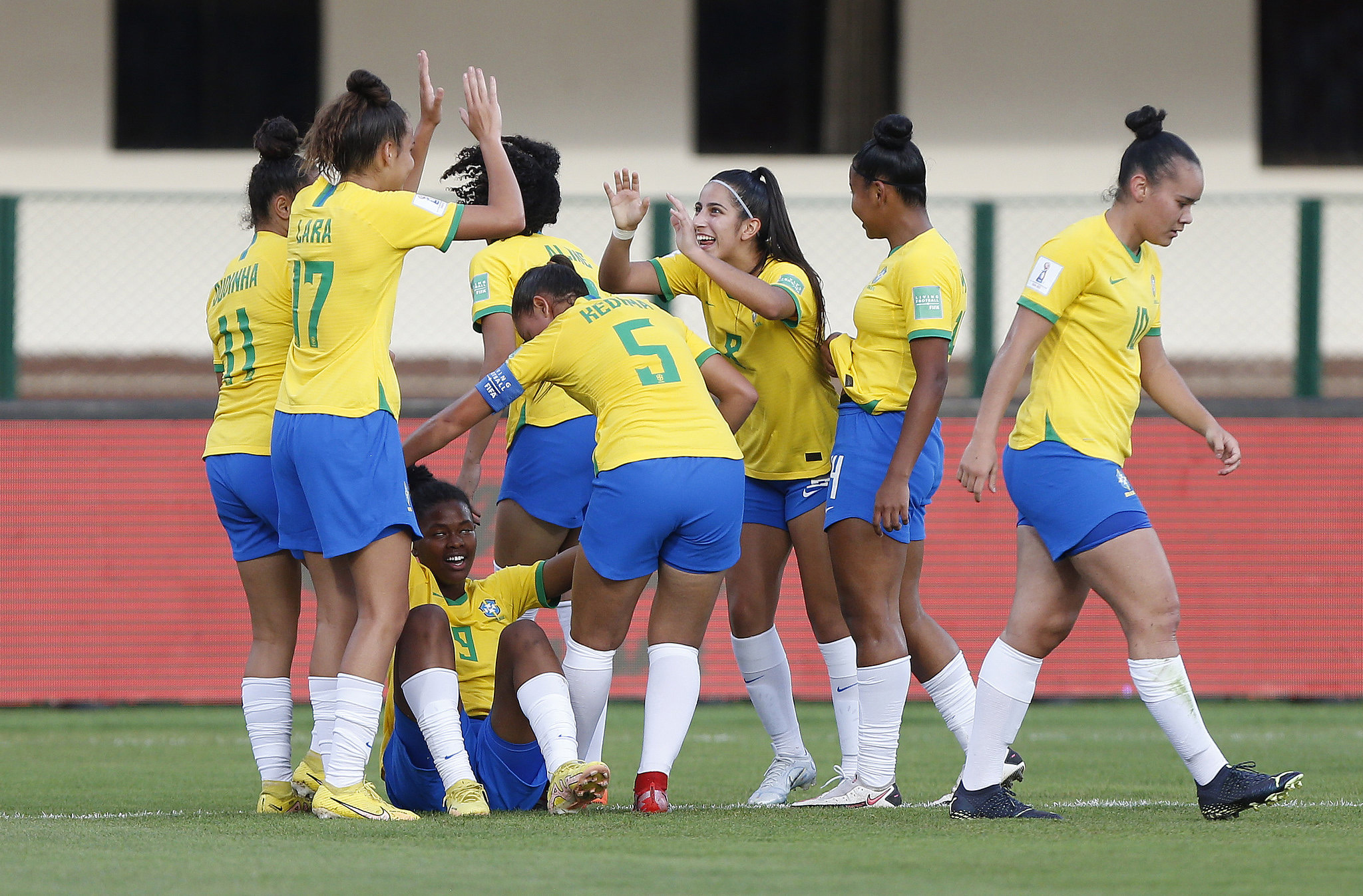 Brasil e Chile estreiam com triunfos na Copa Mundial Feminina Sub17