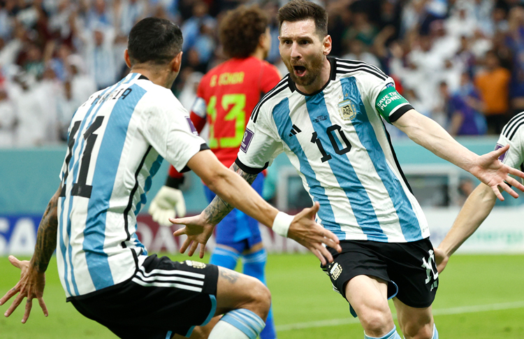 Argentina Logra Su Primera Victoria Y Queda Muy Cerca De Los Octavos ...