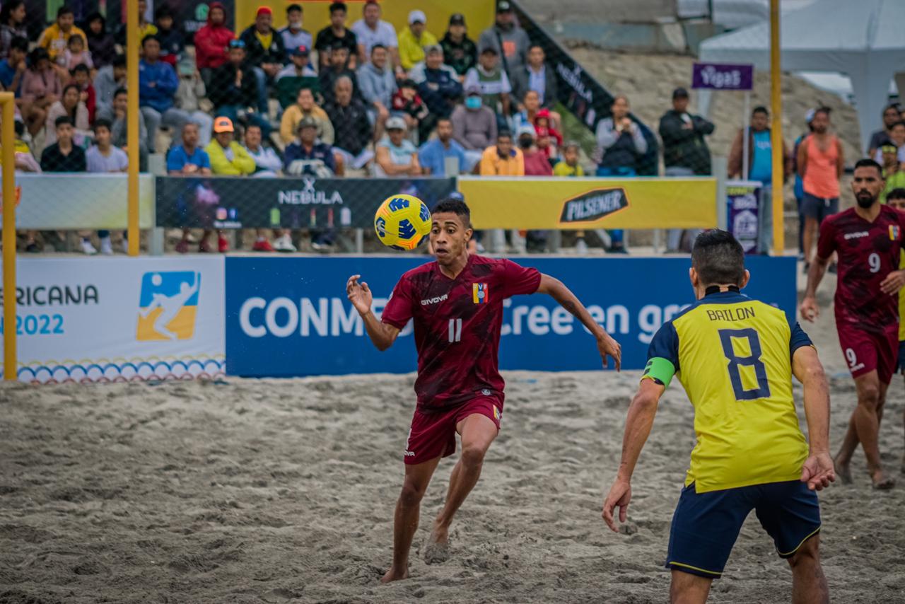 Liga Evolución Fútbol playa: Uruguay debutó con un triunfo y una