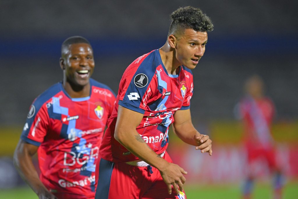 Cerro Porteño derrota Curicó Unido-CHI na pré-Libertadores