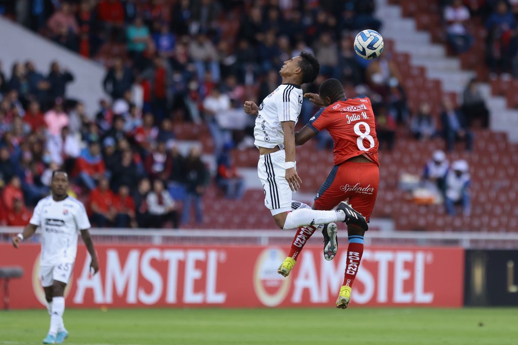 Cerro Porteño derrota Curicó Unido-CHI na pré-Libertadores