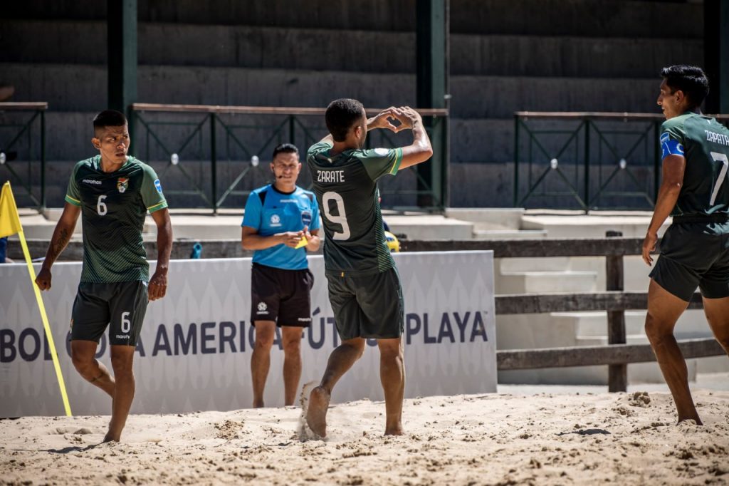 Uruguay derrota a Venezuela 5-4 por el Sudamericano de Fútbol Playa -  CONMEBOL