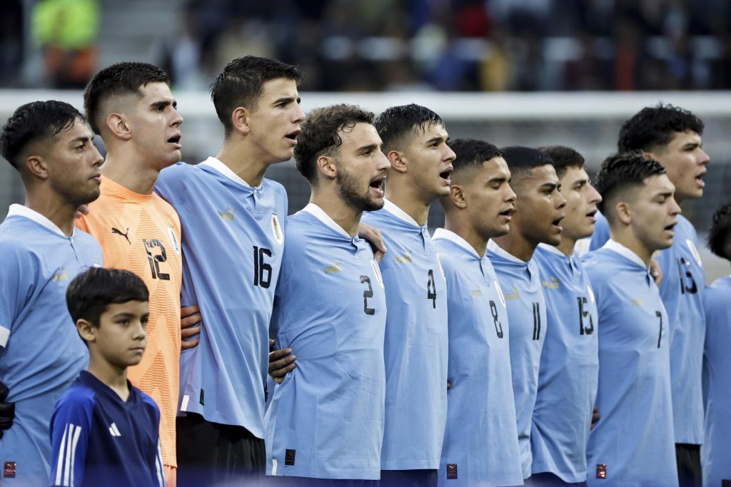 Uruguay venció a Israel y se verá las caras con Italia en la final