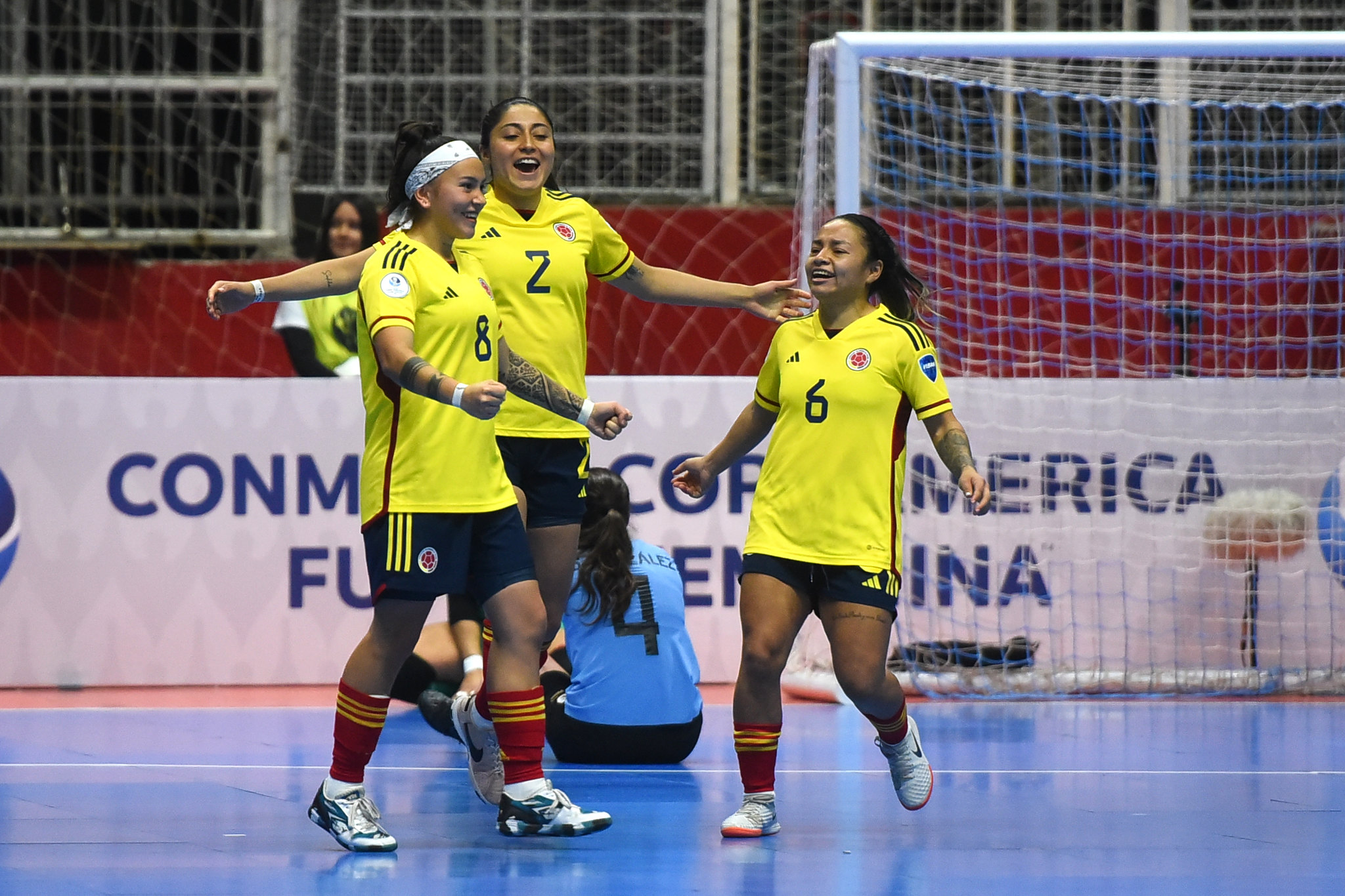 Comenzó el curso de CONMEBOL de Fútbol Playa - AUF