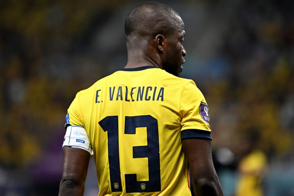 Enner Valencia no jogo de hoje : r/futebol