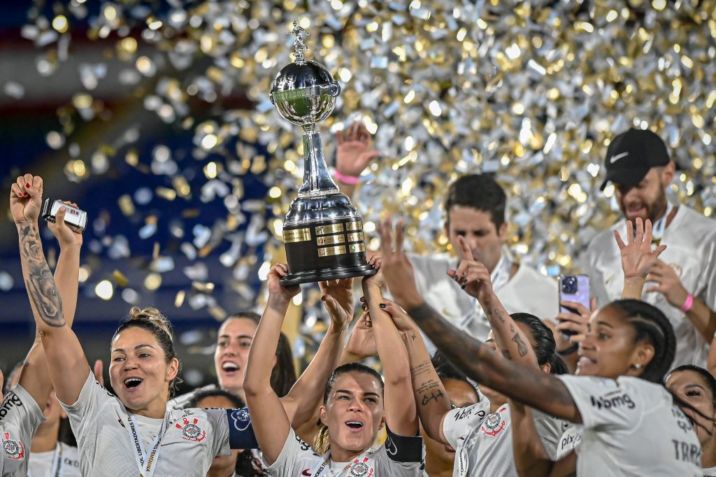 Corinthians conquista título da Libertadores de futebol feminino