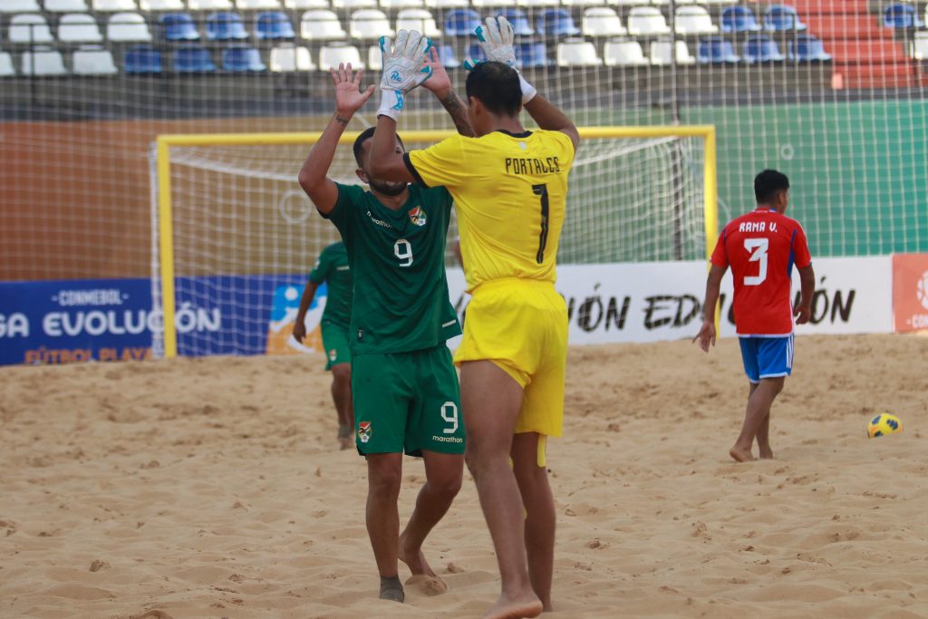 Primera jornada de Fútbol Playa en Paraguay - CONMEBOL