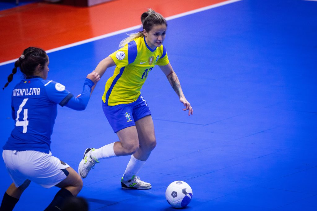 Mundial de Futsal Feminino - Um gol da Amandinha!