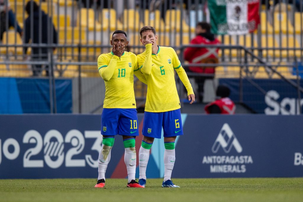 JOGOS PAN-AMERICANOS l FUTEBOL MASCULINO l BRASIL VENCE O MÉXICO POR 1 A 0  E VAI DISPUTAR O OURO 