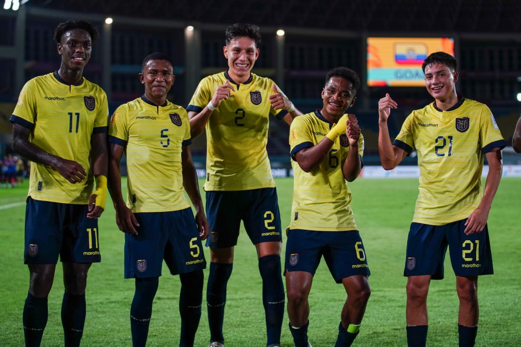 Brasil faz 3 a 1 no Equador e avança às quartas do Mundial Sub 17
