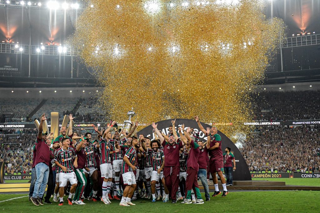 É a hora da glória! O Fluminense vence o Boca Juniors em um jogo dramático  e conquista a Taça da Libertadores - Jornal Expresso Carioca