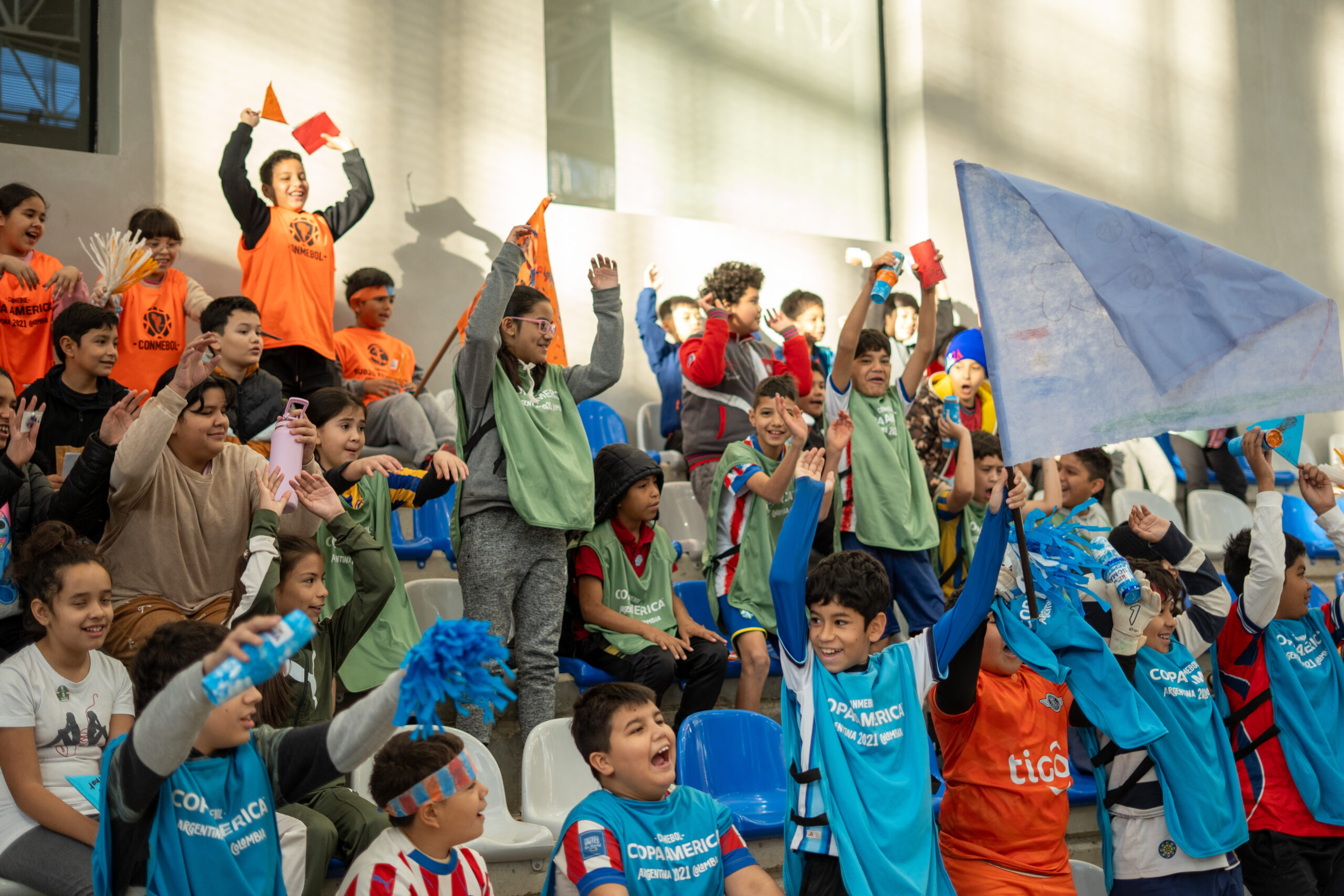 CONMEBOL SUMA Fútbol 360°: Niños descubren la organización de la Copa Mundial 2026™