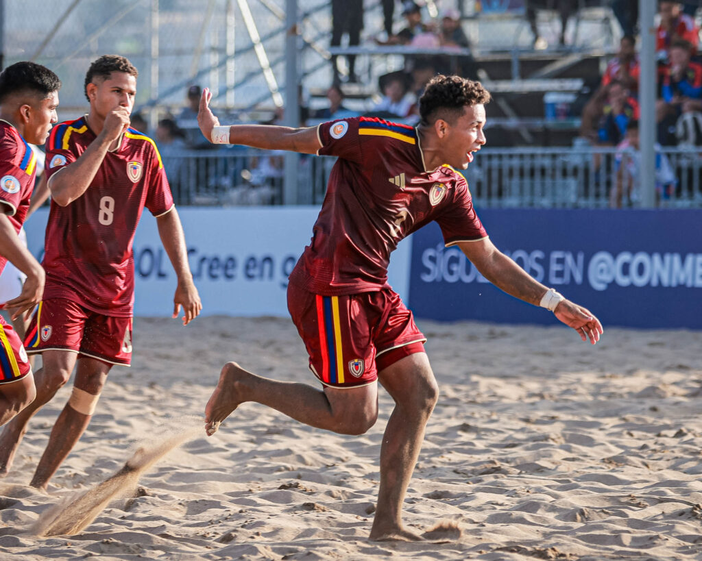 Colômbia e Venezuela dominam abertura da CONMEBOL Sub20 de Futebol de Praia — imagem 2
